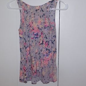 floral tanktop
